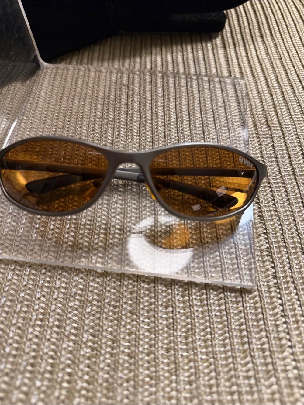 Uvex Wraparound Sport Sunglasses Brown Amber Lenses Matte Gray Lightweight